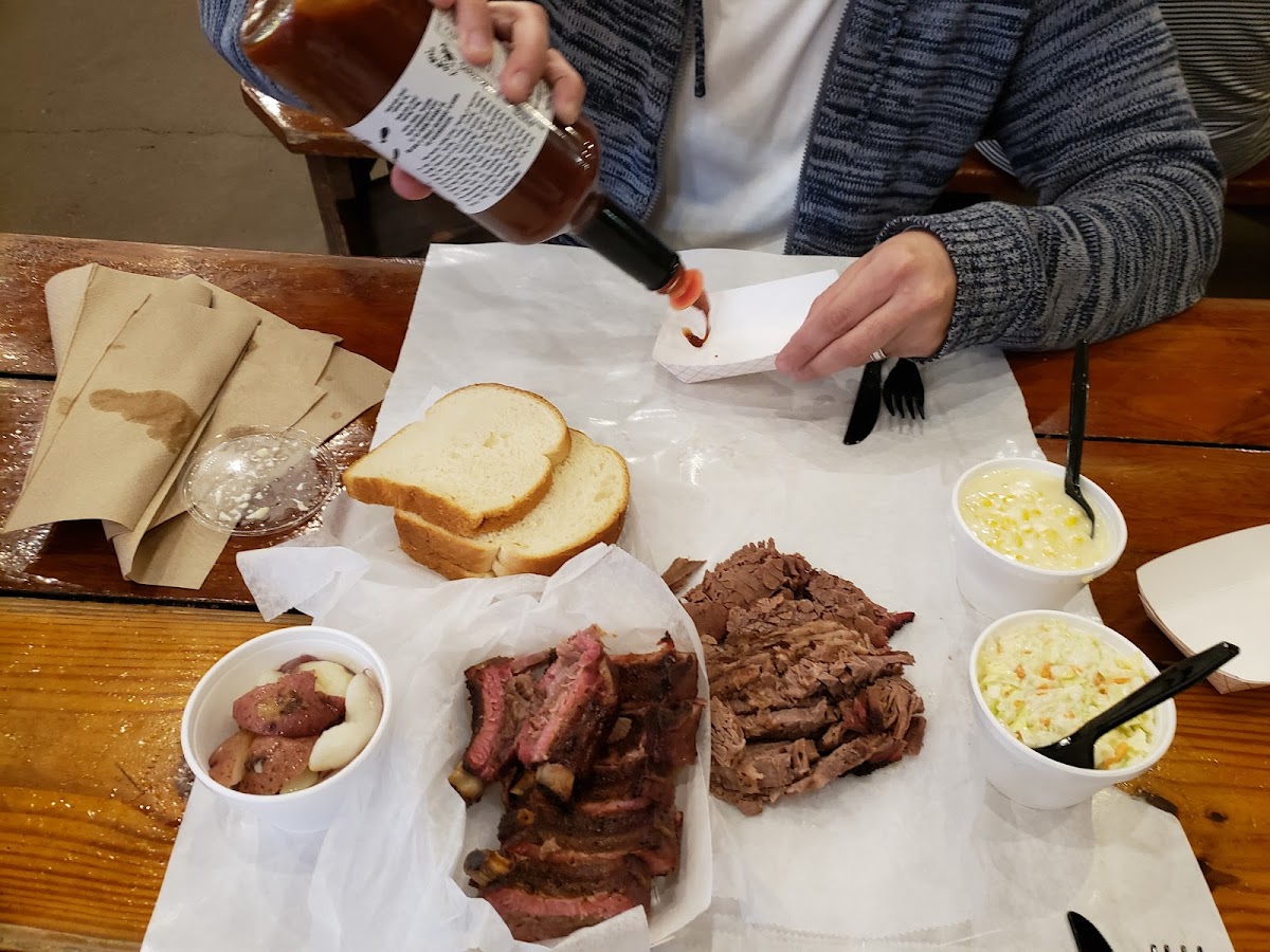 Rudy's 'country Store' And Bar-B-Q Photo 5